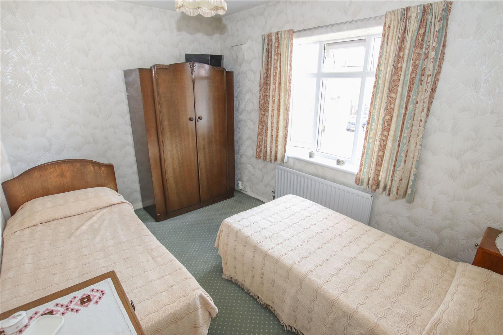 BEDROOM TWO (FRONT)